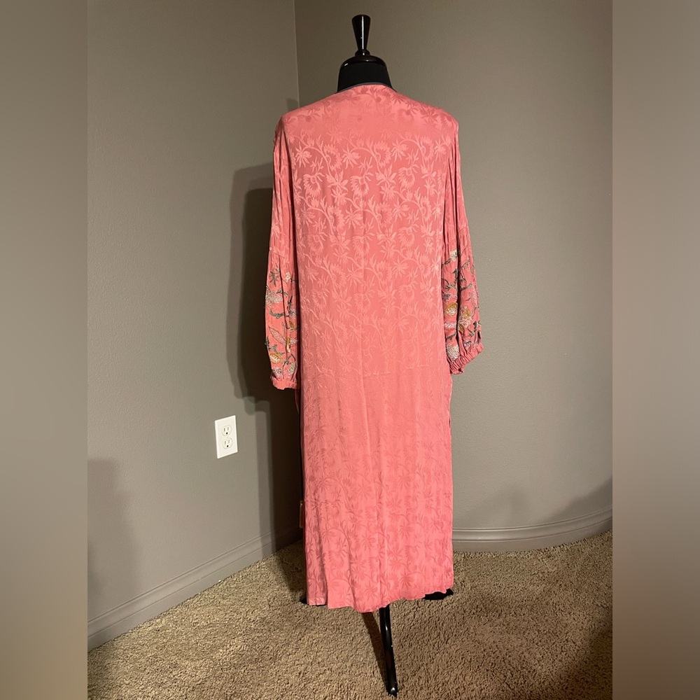 Zara Robe - Picture 3 of 9